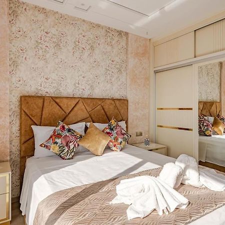 Apartamento Royale Duplexe Pleine Centre Tanger Exterior foto
