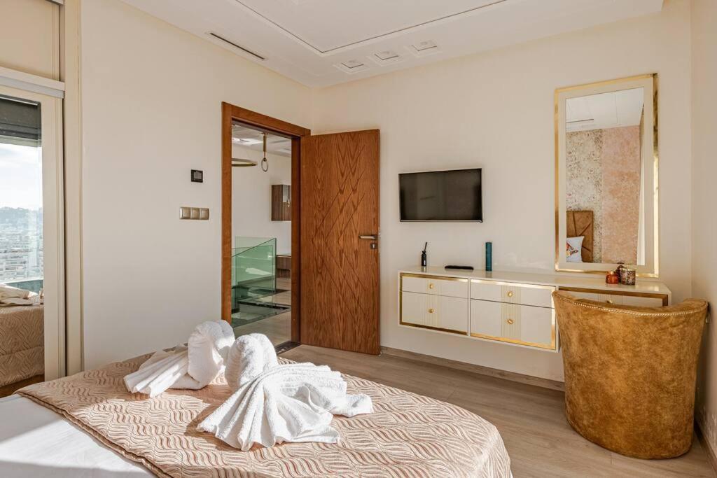 Apartamento Royale Duplexe Pleine Centre Tanger Exterior foto